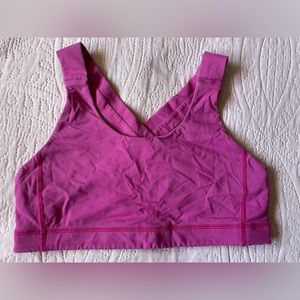 Pink Lululemon sports bra
